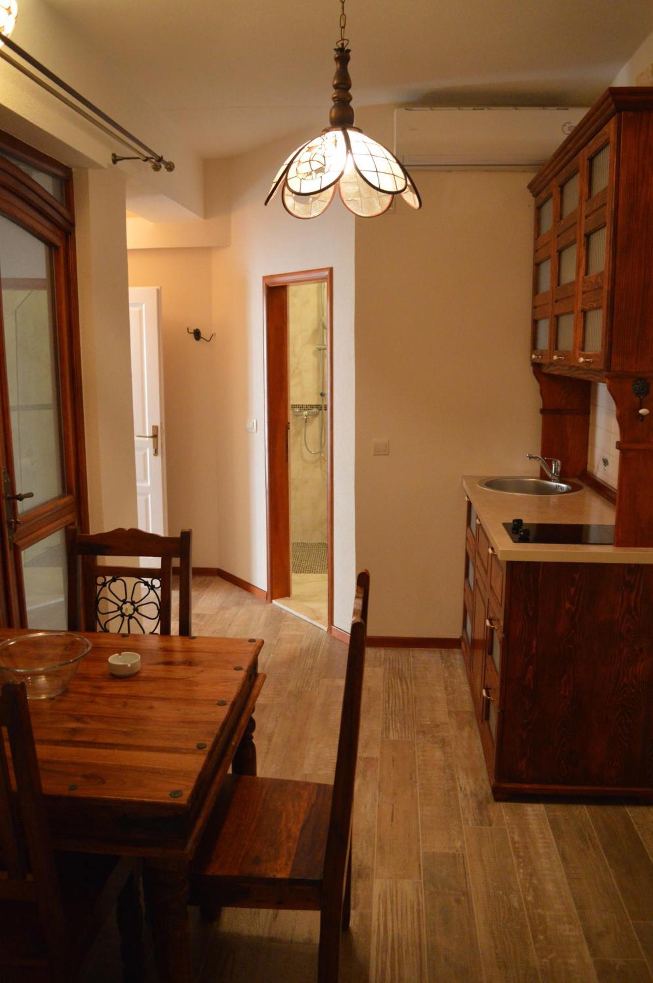 Apartments Leo コトル 部屋 写真