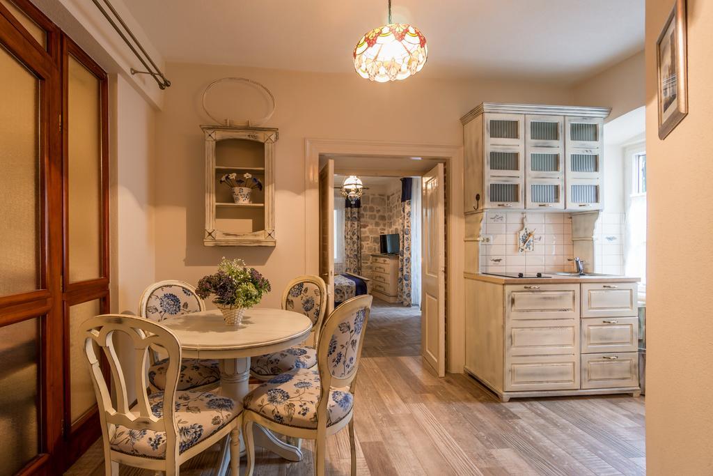 Apartments Leo コトル 部屋 写真
