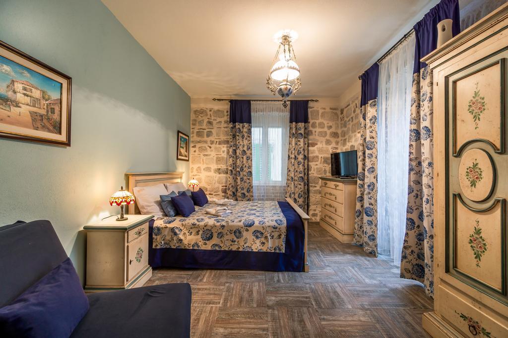 Apartments Leo コトル 部屋 写真